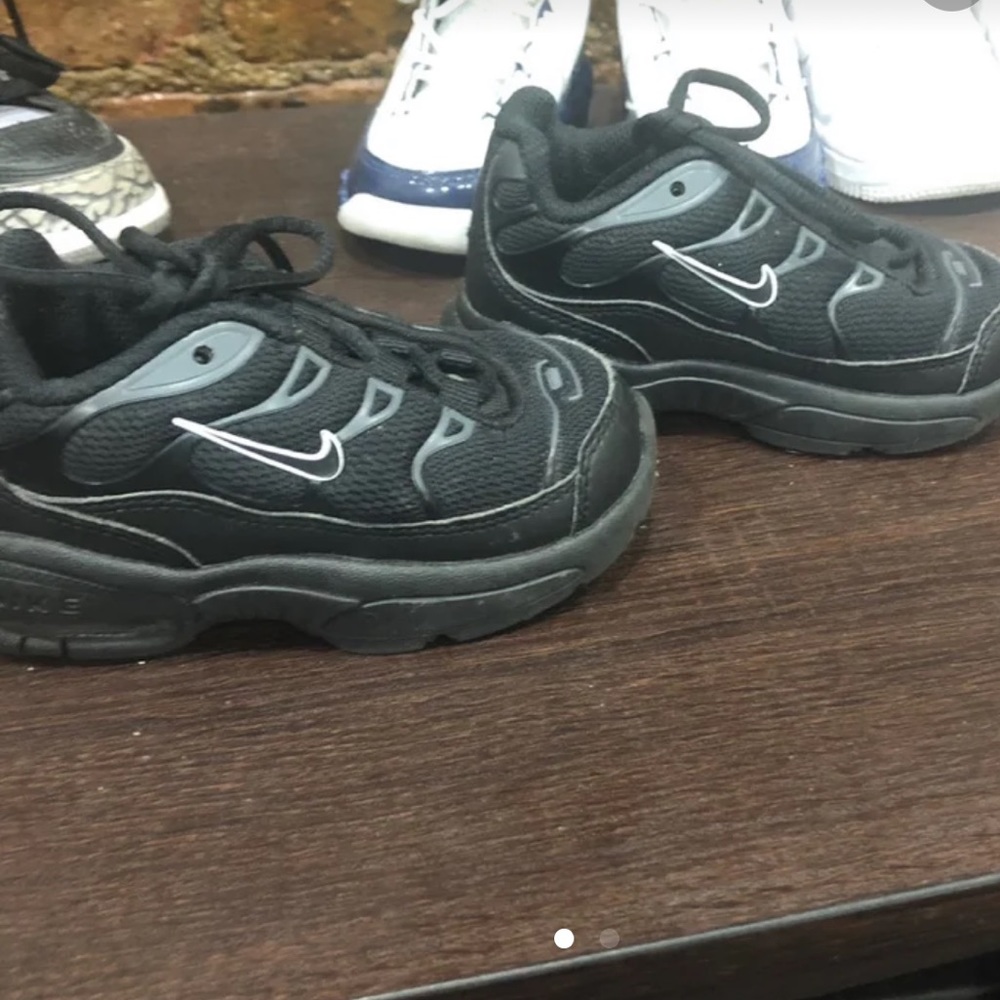 Black air max